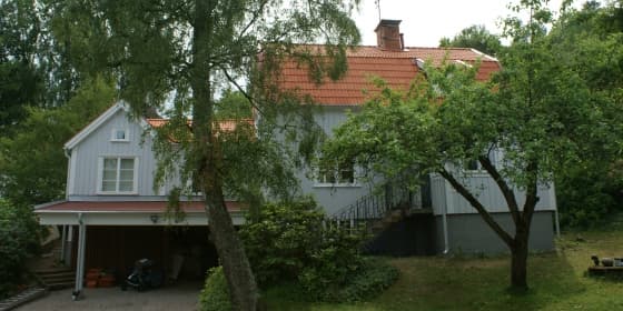 Takläggning Lahällsvägen