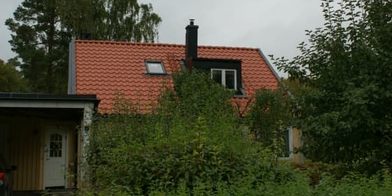 Takläggning Skiftesvägen