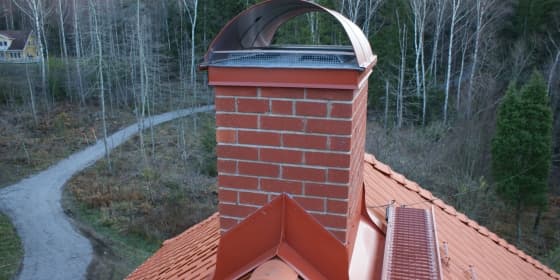 Takläggning Skorstenshuv