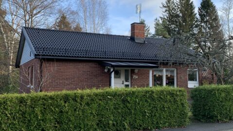 Takläggning Klarabärsvägen 4