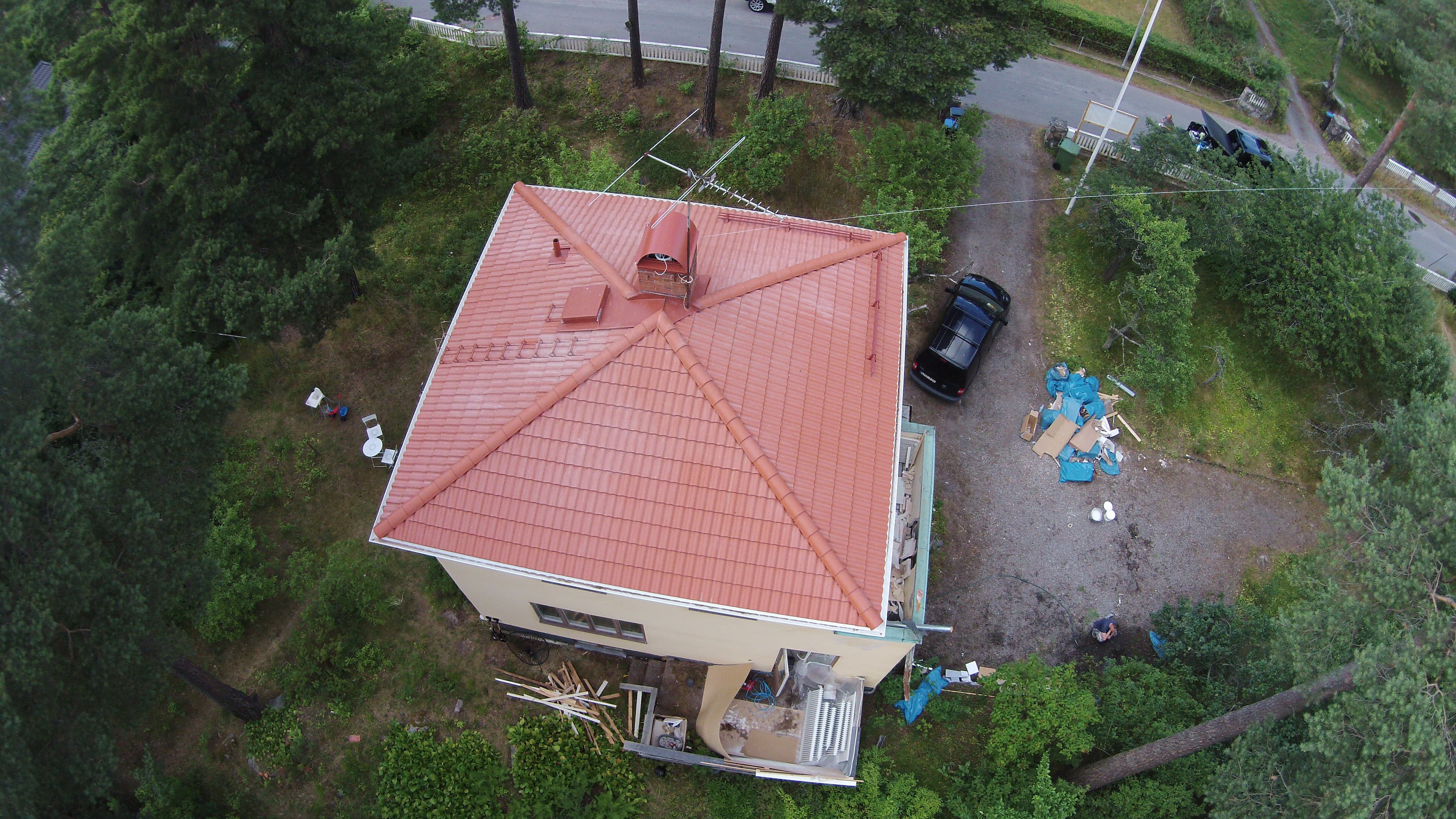 Takläggning Långbackavägen