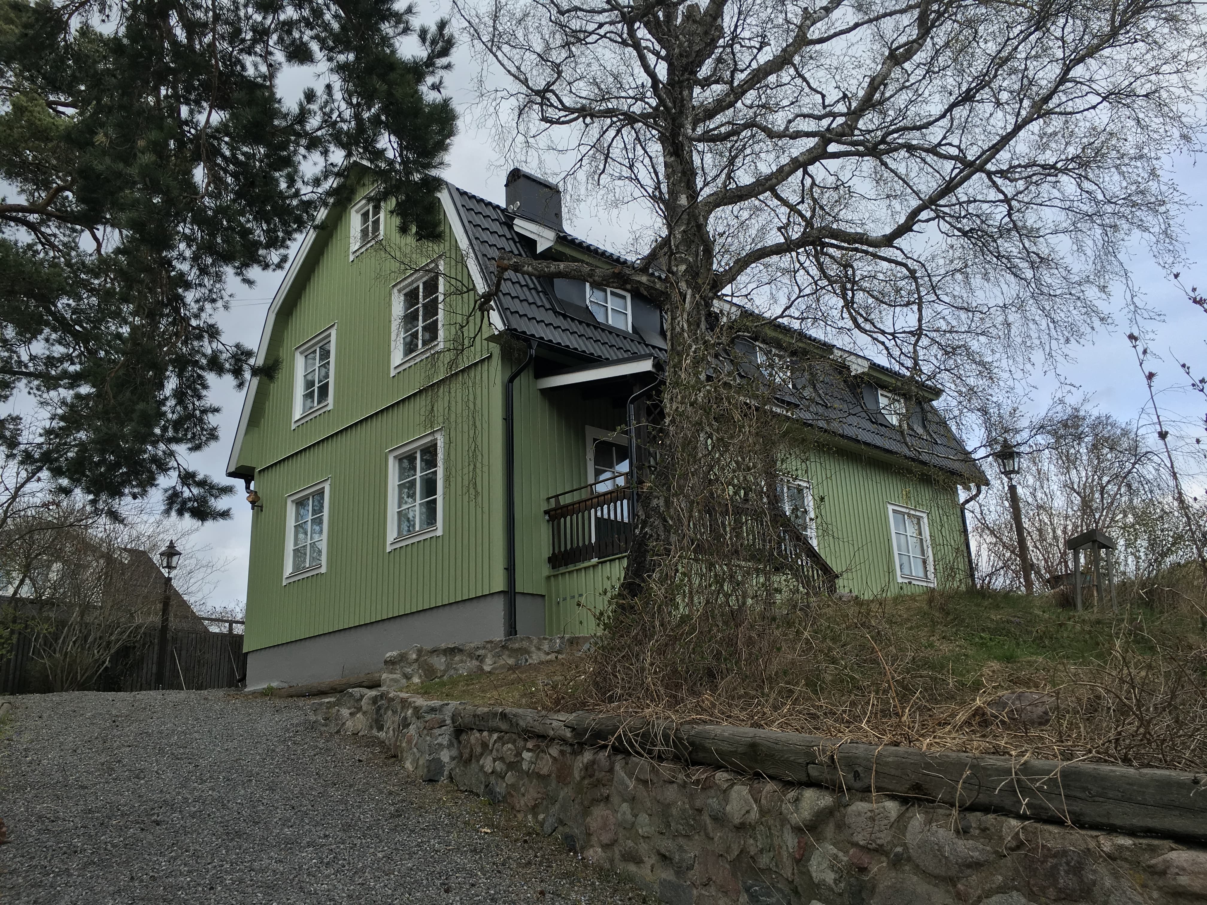 Takläggning Rättarens väg Danderyd