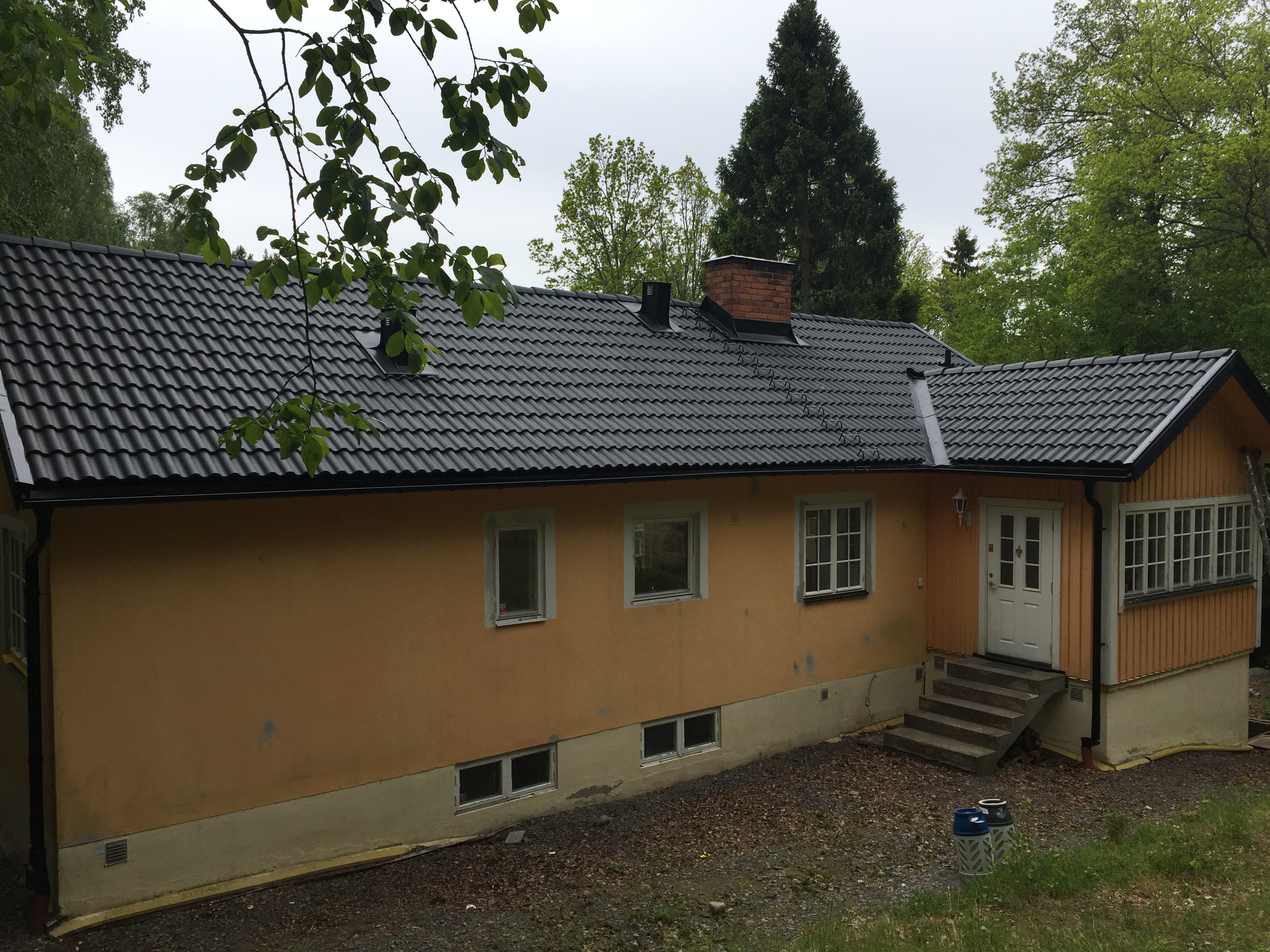 Takläggning Rödhakevägen