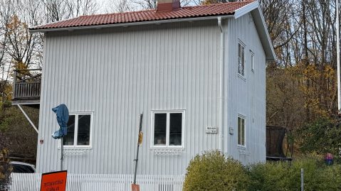 Takläggning Skorpvägen